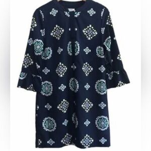 Crown & Ivy women's  shift dress, size 6